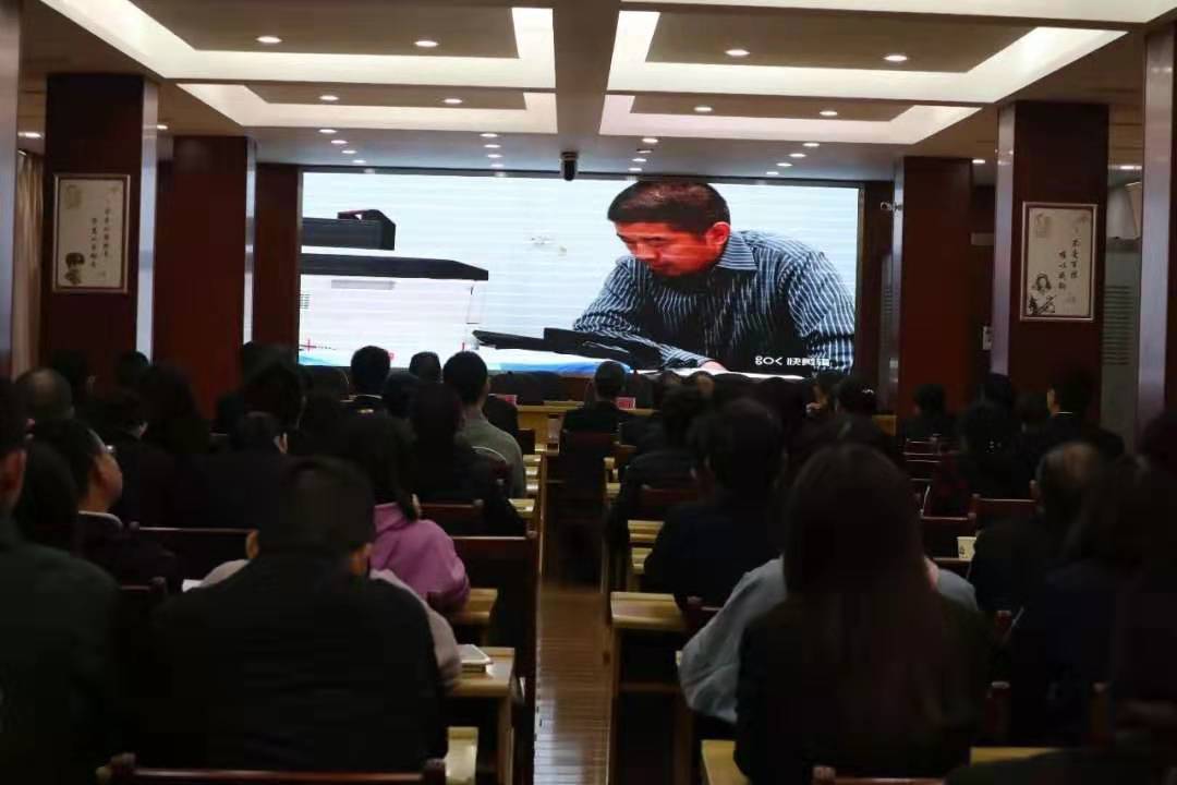 f9817de30052e126d66d2d6f8430496.jpg f9817de30052e126d66d2d6f8430496.jpg